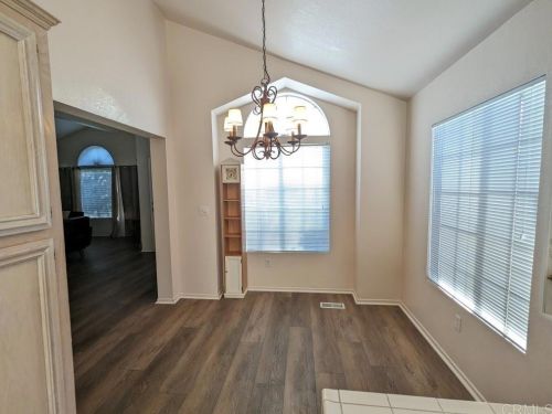 5438 Don Luis Dr, Carlsbad CA  92010-3927 exterior