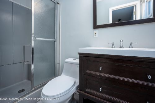 1 Brunswick Dr, Wall Township NJ  07731-1722 exterior