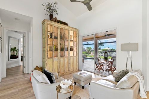 200 Angler Ct, Marco Island FL  34145-4203 exterior