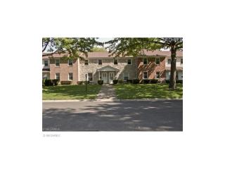 2379 Ashdale St, Canton OH  44720-6215 exterior