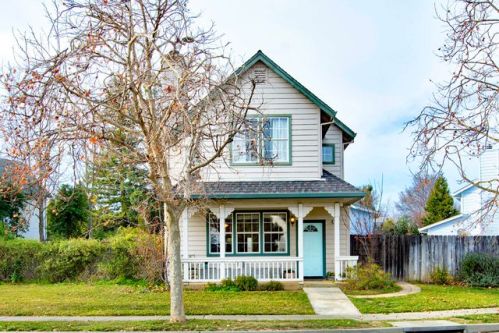 200 Toyon Ln, Winters, CA 95694-2117
