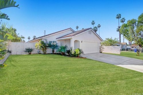 1774 7th St, Riverside, CA 92507-4329