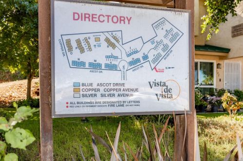 704 Silver Dr, Vista CA  92083-4243 exterior