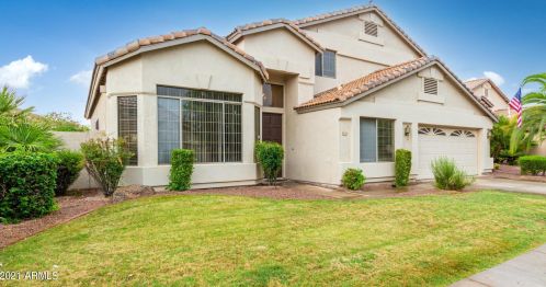 4293 Walton Way, Chandler, AZ 85226-6201