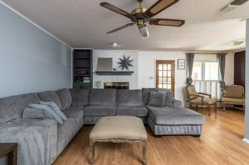 3621 Wayland Dr, Fort Worth TX  76133-3005 exterior