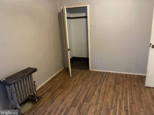 305 Morris St, Gloucester NJ  08030-1448 exterior