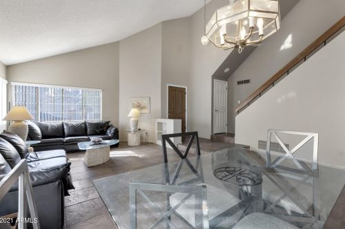 6904 Morrow Dr, Glendale AZ  85308-5850 exterior