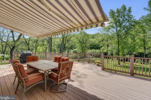 813 Marlboro Spring Rd, Kennett Sq PA  19348-1313 exterior