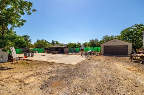 22909 Aloha Rd, Perris CA  92570-9693 exterior