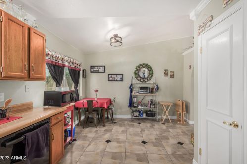 4722 Wahalla Ln, Glendale AZ 85308-7081 exterior