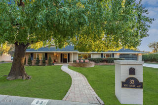 33 Linger Ln, Phoenix, AZ 85021-7286