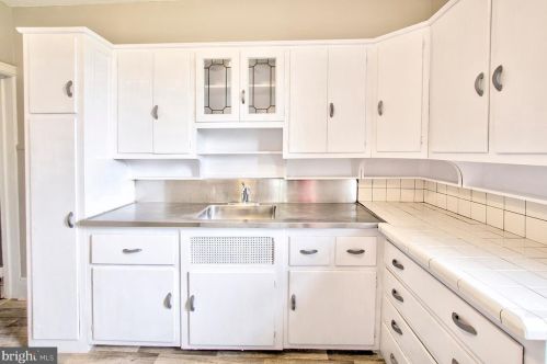 522 2nd Ave, Parkesburg PA  19365-1404 exterior