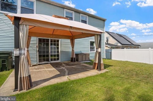 44 Middleton Ln, Willingboro NJ  08046-3148 exterior