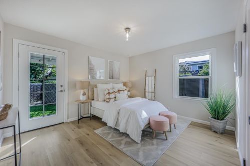 1172 Fay St, Redwood City CA  94061-2241 exterior