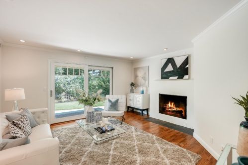 368 Fontainbleau Ter, Los Altos CA  94022-2229 exterior