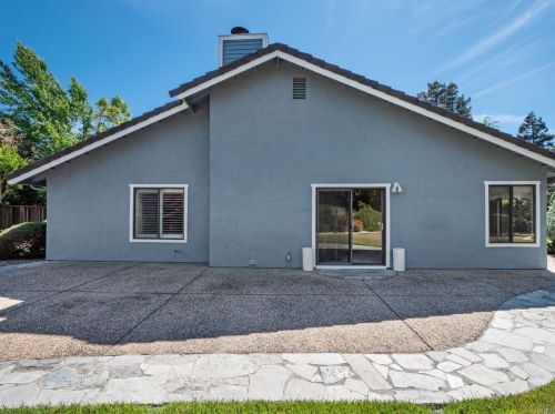 1423 Fry Ct, Benicia CA  94510-2576 exterior