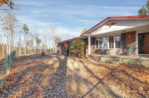16053 Pleasant Ridge Rd, Laurelville, OH 43135-9203