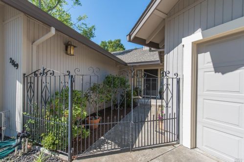 2869 Spyglass Ct, Santa Rosa, CA 95405-7942