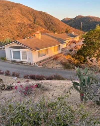 2090 Casa De Vereda, Vista, CA 92084-4223