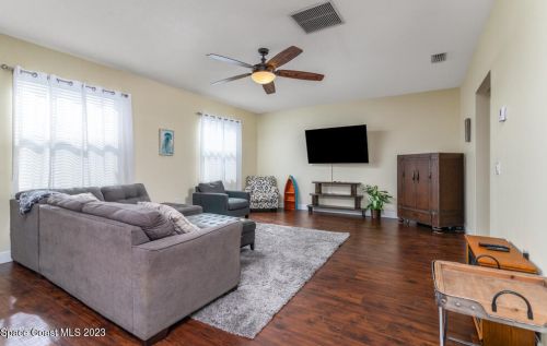 3220 Constellation Dr, Melbourne FL 32940-2365 exterior