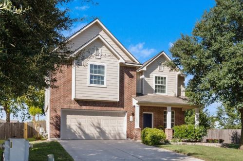 1341 Beechwood Dr, Uhland, TX 78640-5719