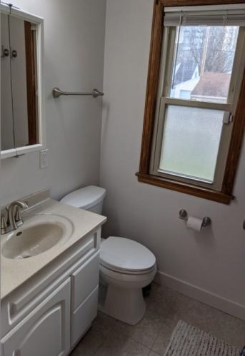 3068 32, Milwaukee WI 53215-4232 exterior