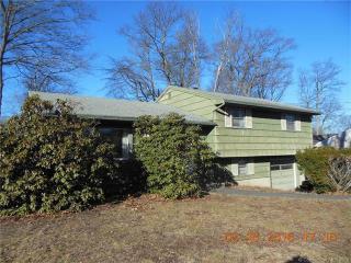 136 Chicory Dr, Waterbury, CT 06716-1822
