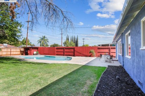 2417 Bellamy St, Modesto CA  95354-3117 exterior