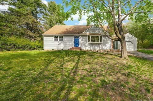 1558 Manchester Rd, Glastonbury, CT 06033-1830