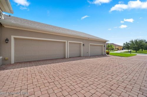5437 Royal Paddock Way, Merritt Island, FL 32953-7546