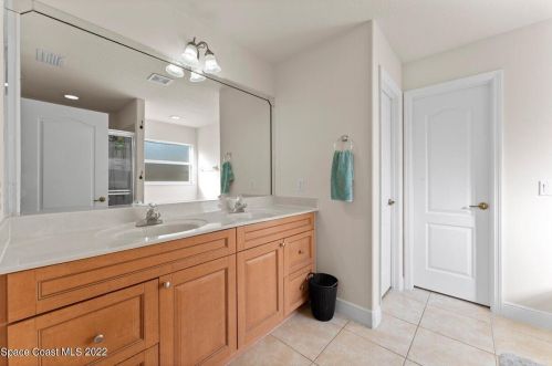 3949 Rolling Hill Dr, Titusville FL  32796-1107 exterior