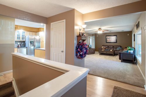 10328 Sunset Dr, Florence KY  41042-3348 exterior