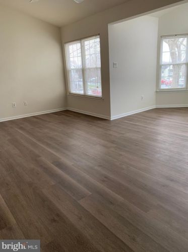 1905 Bennett Pl, Southampton PA  18966-2693 exterior