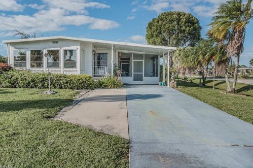 1 Monaco Ter, Naples, FL 34112-9101