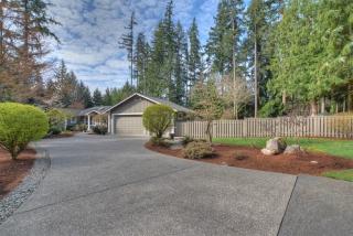 7405 220th Ave, Redmond, WA 98053-5911