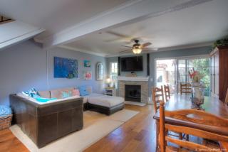 6953 Peach Tree Rd, Carlsbad CA  92011-3935 exterior