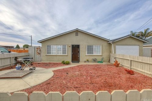 1490 14th St, Oceano, CA 93445-9418