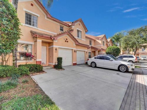 8654 23rd Ct, Hollywood, FL 33025-2008
