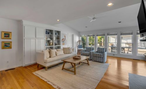 2201 Palm Blvd, Isle Of Palms SC  29451-2349 exterior