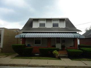 30 3rd St, Youngwood, PA 15697-1608