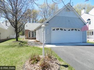 5707 Donegal Dr, Saint Paul, MN 55126-4724