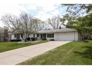 9726 Rich Curv, Minneapolis, MN 55437-2028