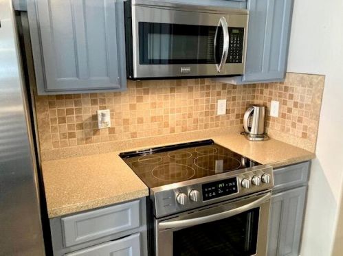 194 Creekside Ln, Defuniak Springs FL  32433-4906 exterior