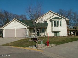 403 Frances Cir, Spicer MN  56288-4620 exterior