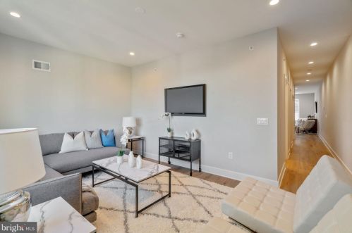 1625 Eyre St, Philadelphia PA  19125-2703 exterior