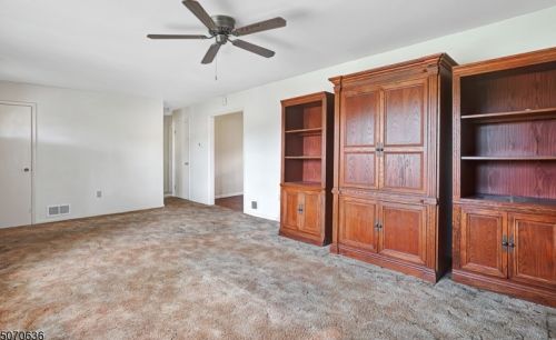 205 Sarepta Rd, Belvidere NJ  07823-2624 exterior