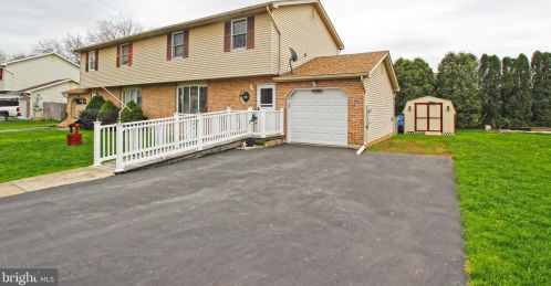 4054 Nicole Pl, Easton, PA 18045-5056