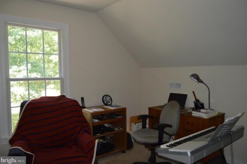 113 Lacy Ln, Bowling Green VA  22427-9310 exterior