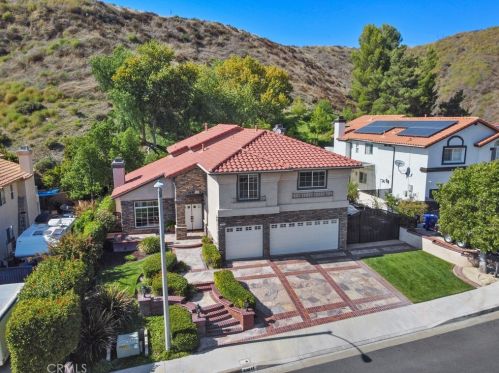 28811 Park Woodland Pl, Santa Clarita, CA 91390-3113