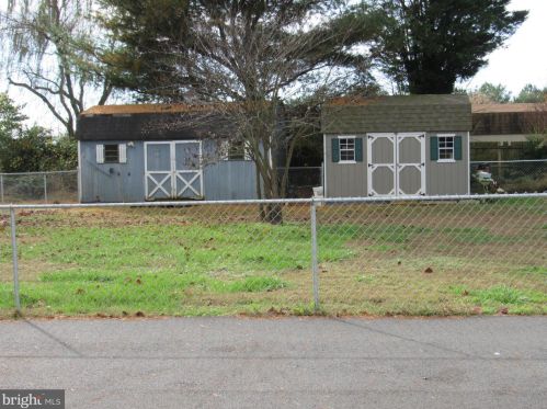 35431 Dannys Dr, Laurel DE  19956-3313 exterior